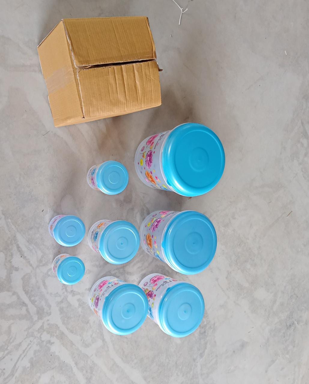 Large-capacity kitchen containers Large-capacity kitchen containers